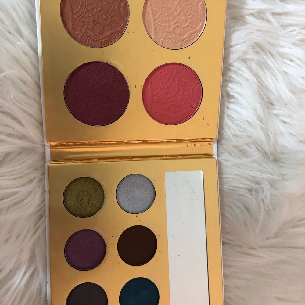 Pur Cosmetics - Picture 2 of 2